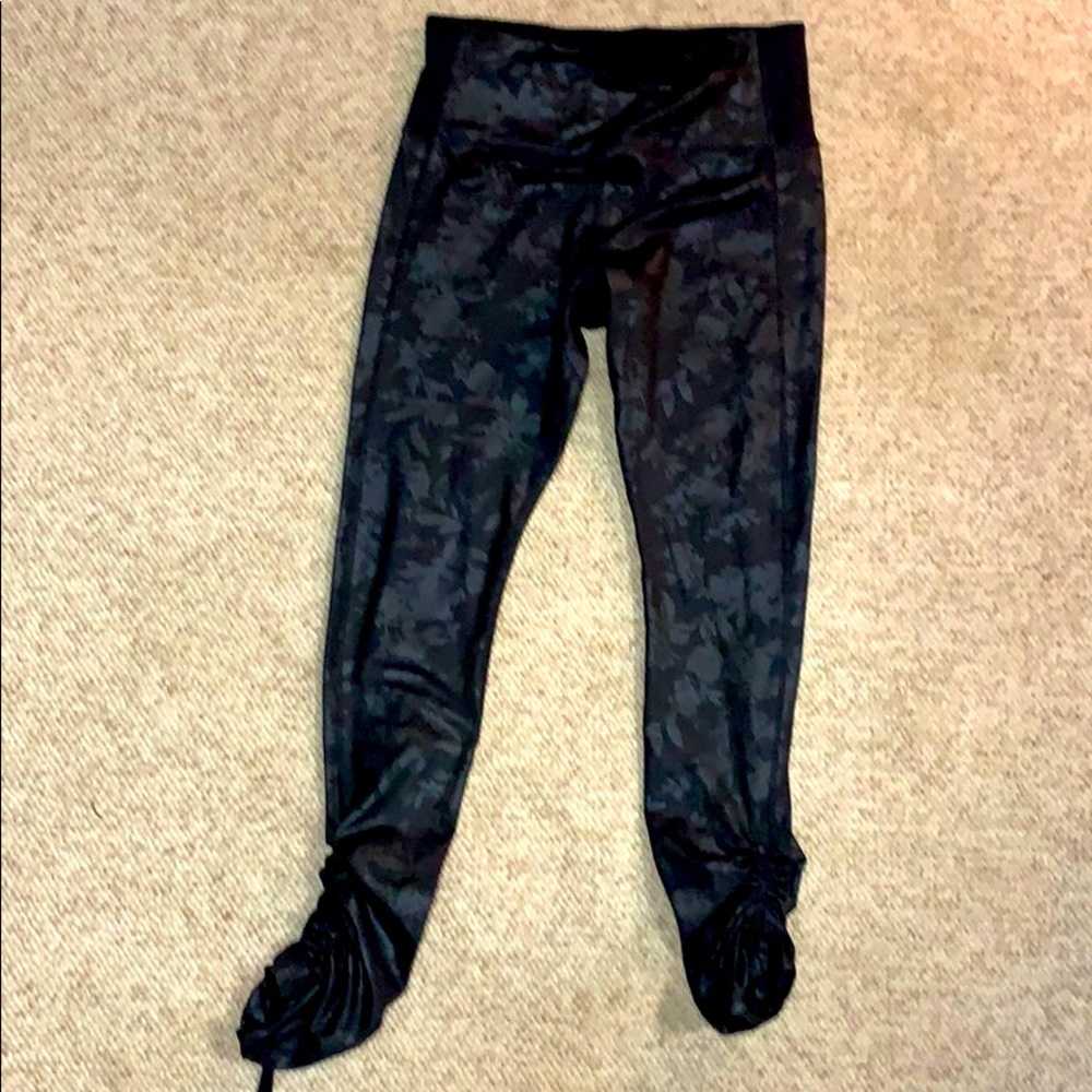 Athleta leggings worn once!